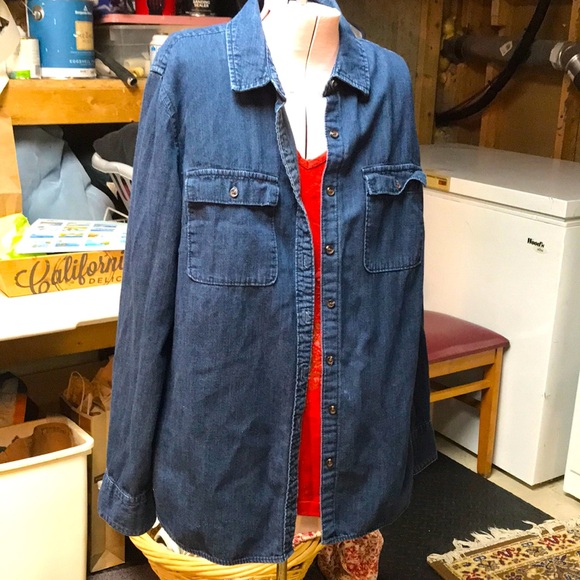 a n d ea wy Tops - Blue Jean Blouse L. 100% Cotton.